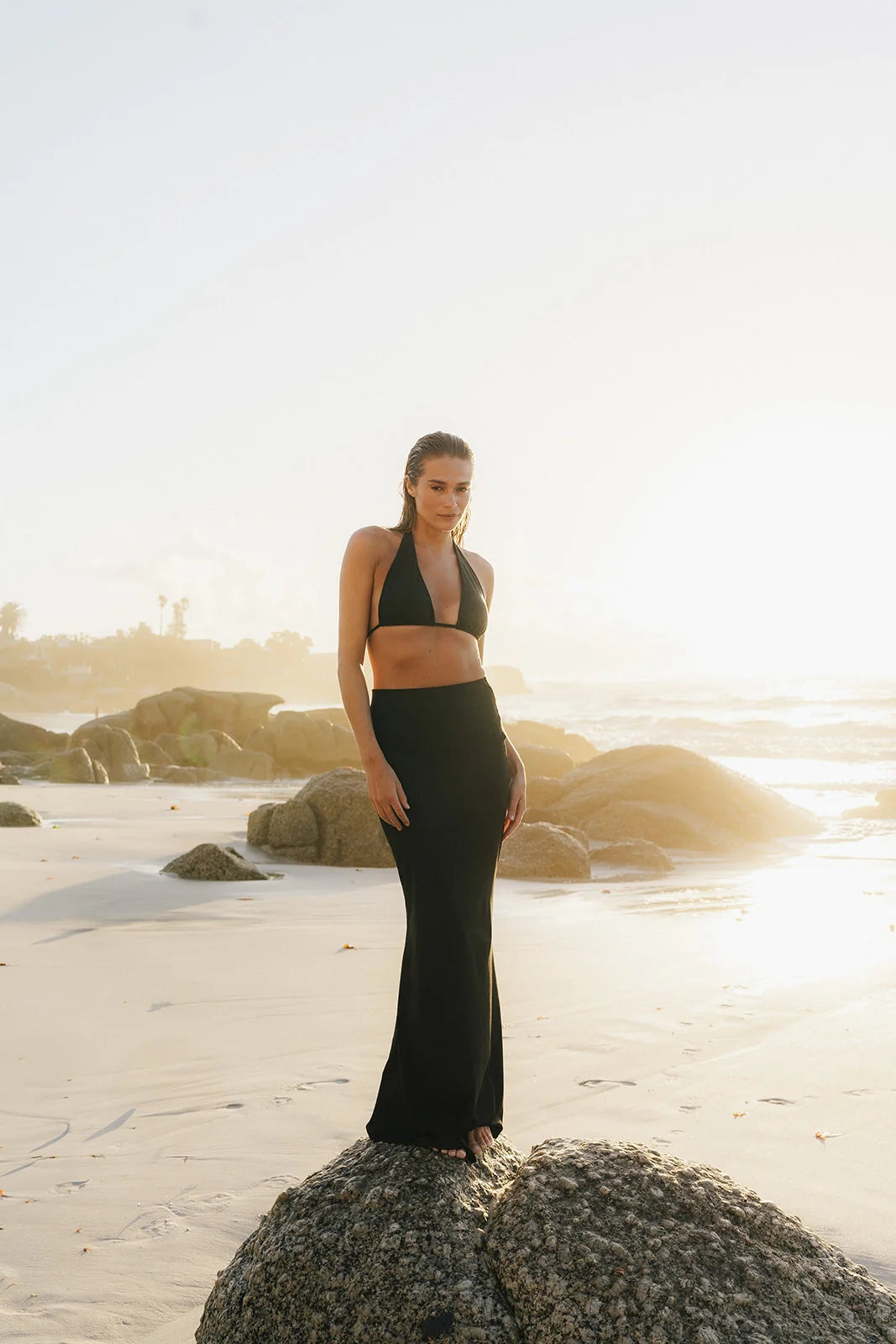 Collo Top — Pure Black